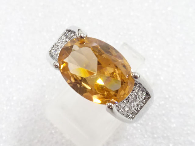 JAPANESE KIMONO / ANTIQUE COLORED STONE RING (SIZE 22)